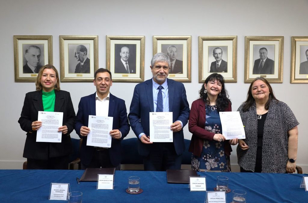 Universidad de Concepción y Defensoría de los Derechos de la Niñez firman convenio de cooperación académica